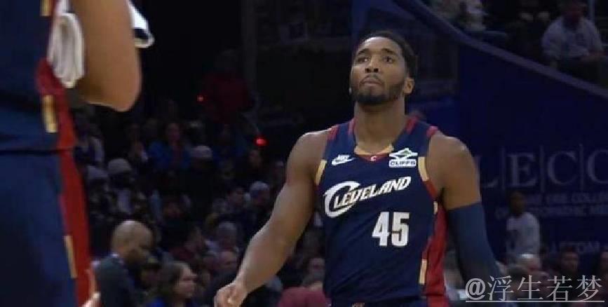 米切尔独得29分难救主 残阵勇士爆冷击败骑士